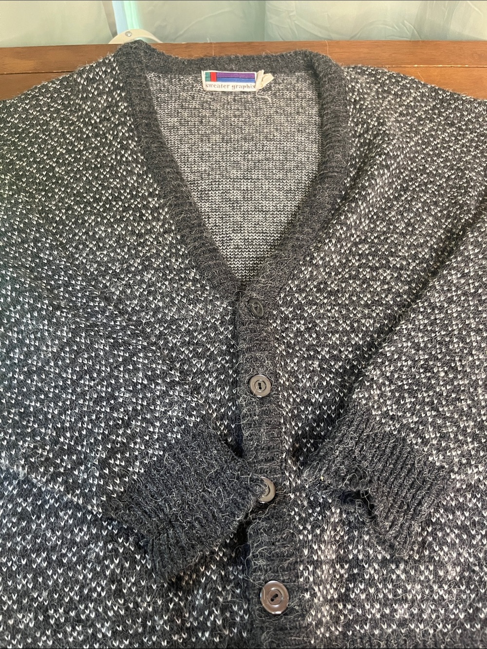 VTG Sweater Grapgix Men's Charcoal Marled Button-Front Cardigan Sweater Medium